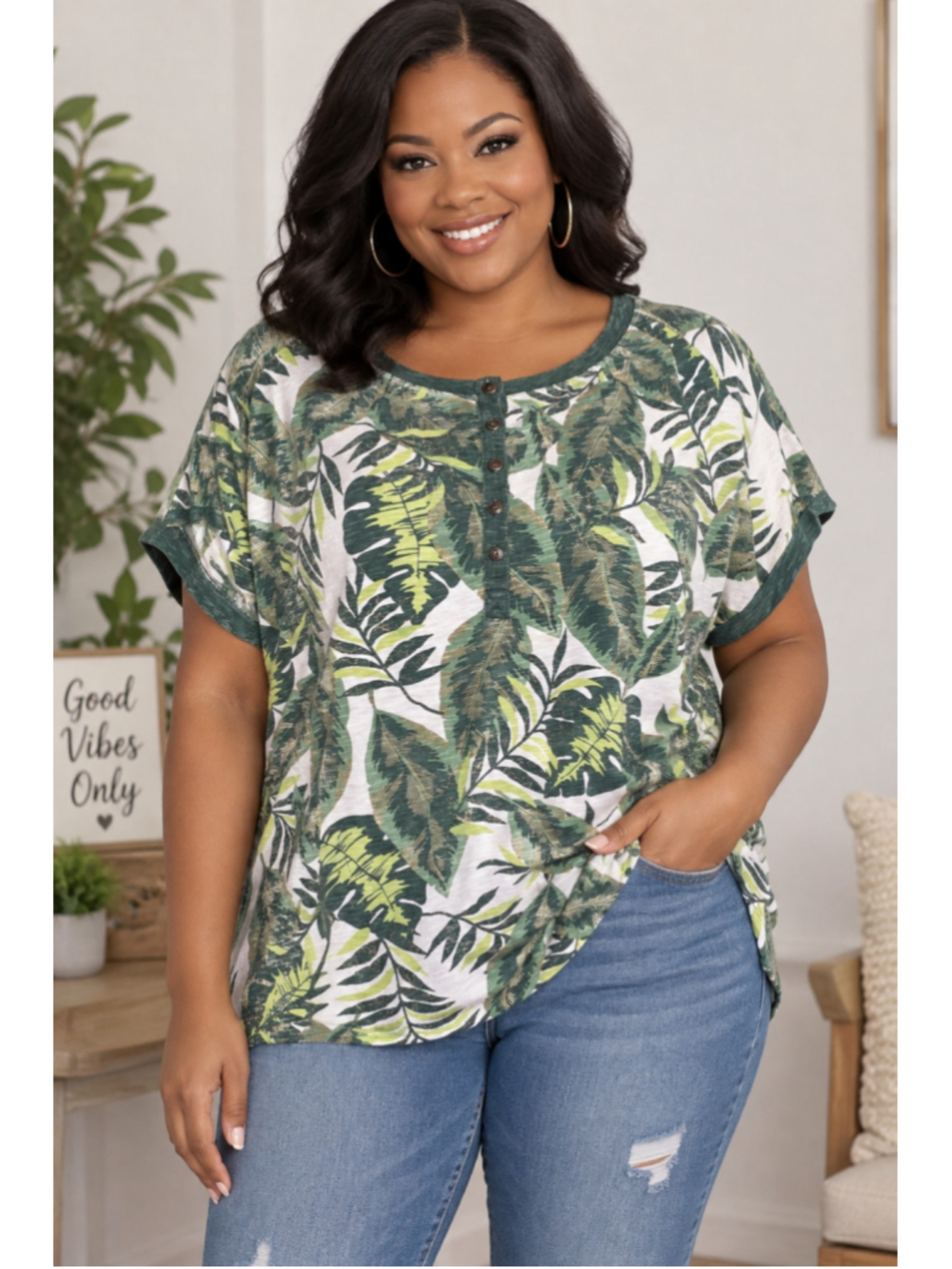 Woman Within Plus SizeTropical Leaf Print Short Sleeve Tee Women’s Size 18/20 L